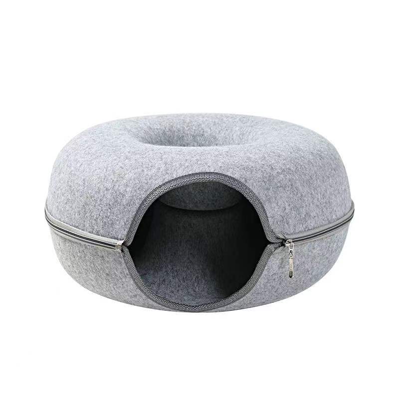 Donut Shaped Cat Bed.